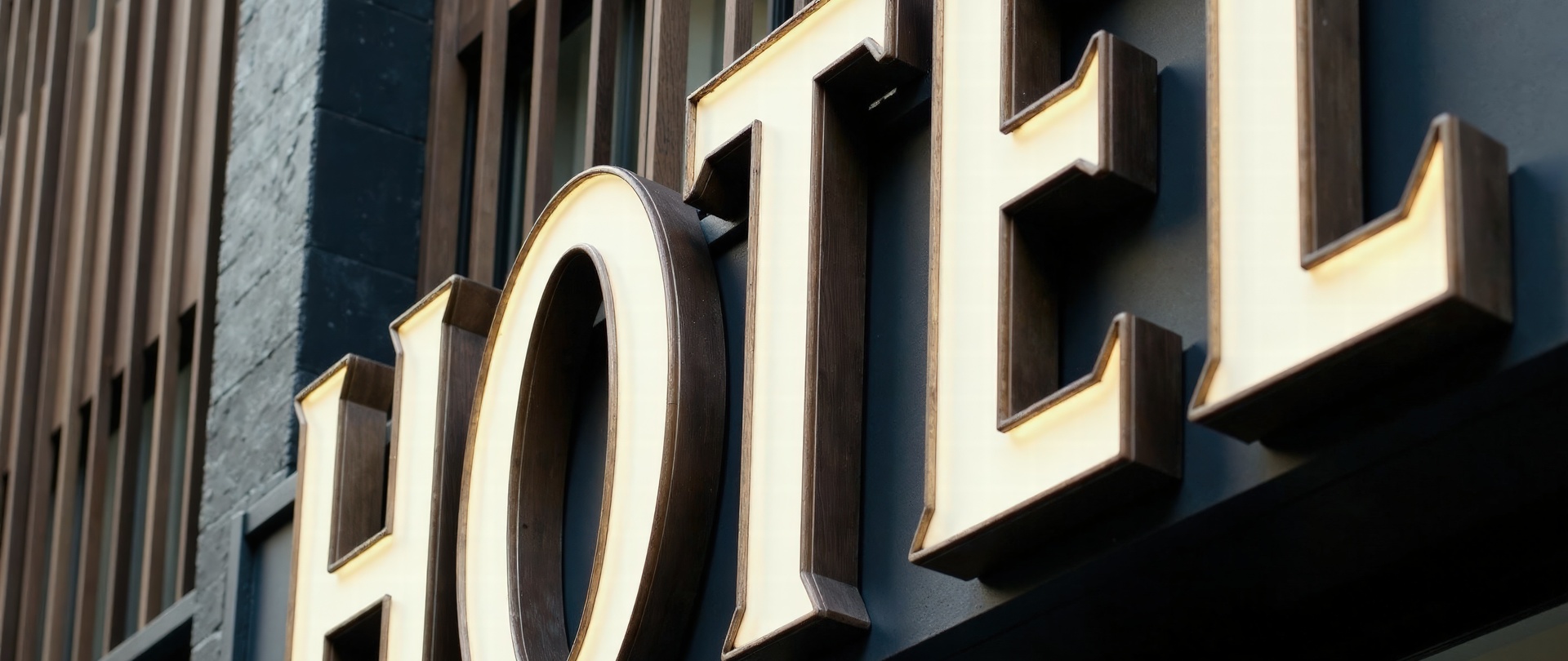 Precision Power Delivery – Dublin City Centre Hotel Project